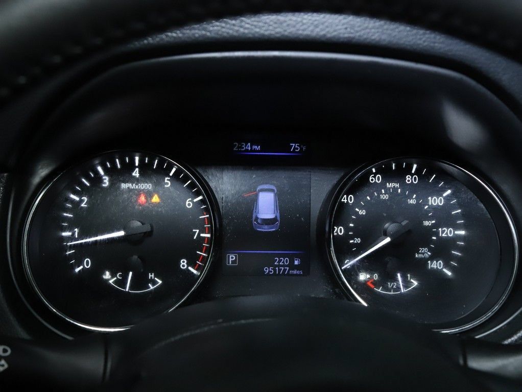 Used 2020 Nissan Rogue SV AWD/4WD image 25