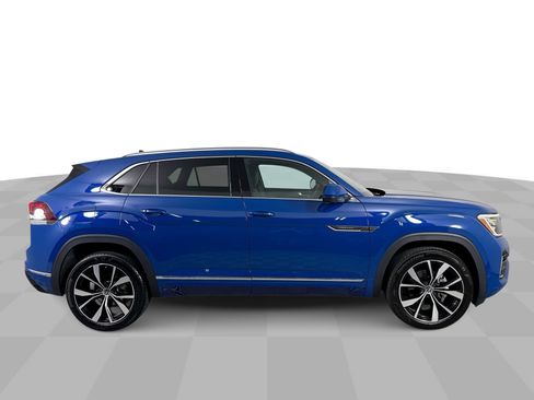 Used 2026 Volkswagen Atlas Cross Sport SEL Premium R-Line AWD/4WD image 9