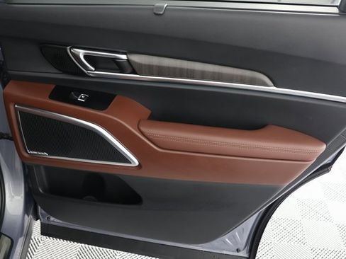 Used 2024 Kia Telluride SX image 30