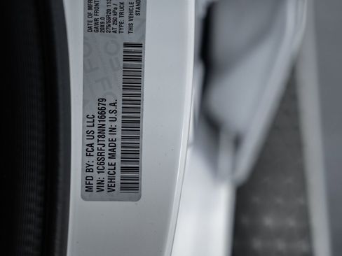 Used 2022 RAM 1500 Laramie AWD/4WD image 53