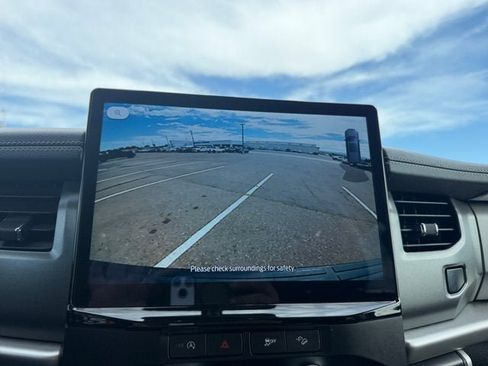 Used 2024 Ford Expedition XLT AWD/4WD image 20