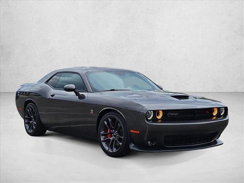 Used 2022 Dodge Challenger R/T Scat Pack w/ Plus Package image 3