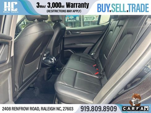 Used 2020 Alfa Romeo Stelvio Ti w/ Active Blind Spot Package AWD/4WD image 15