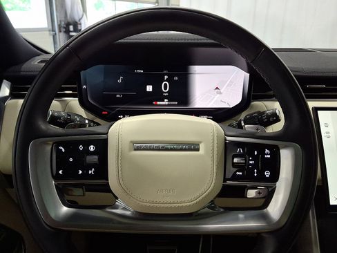 Certified 2024 Land Rover Range Rover SE AWD/4WD image 19