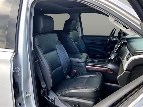 Used 2019 GMC Yukon SLT image 7
