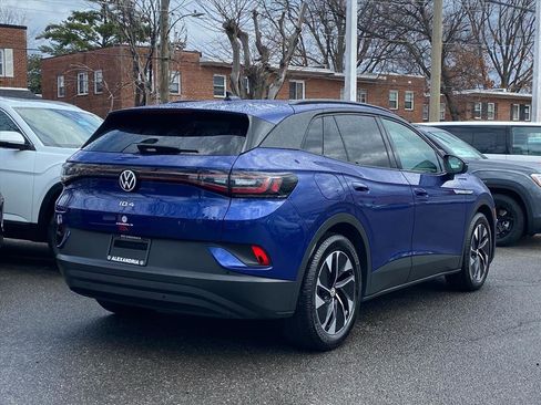 Certified 2022 Volkswagen ID.4 Pro S image 3