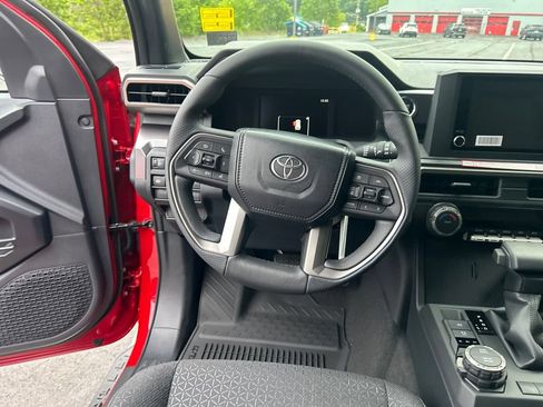 New 2026 Toyota 4Runner SR5 AWD/4WD image 13
