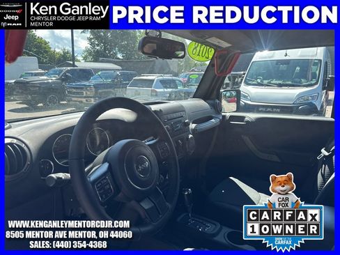 Used 2018 Jeep Wrangler Unlimited Sport S AWD/4WD image 17