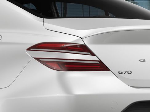 New 2026 Genesis G70 2.5T image 10