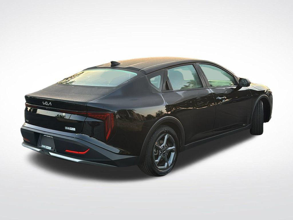 Used 2025 Kia K4 FWD image 7