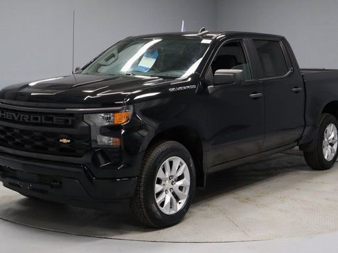 Used 2022 Chevrolet Silverado 1500 Custom image 7