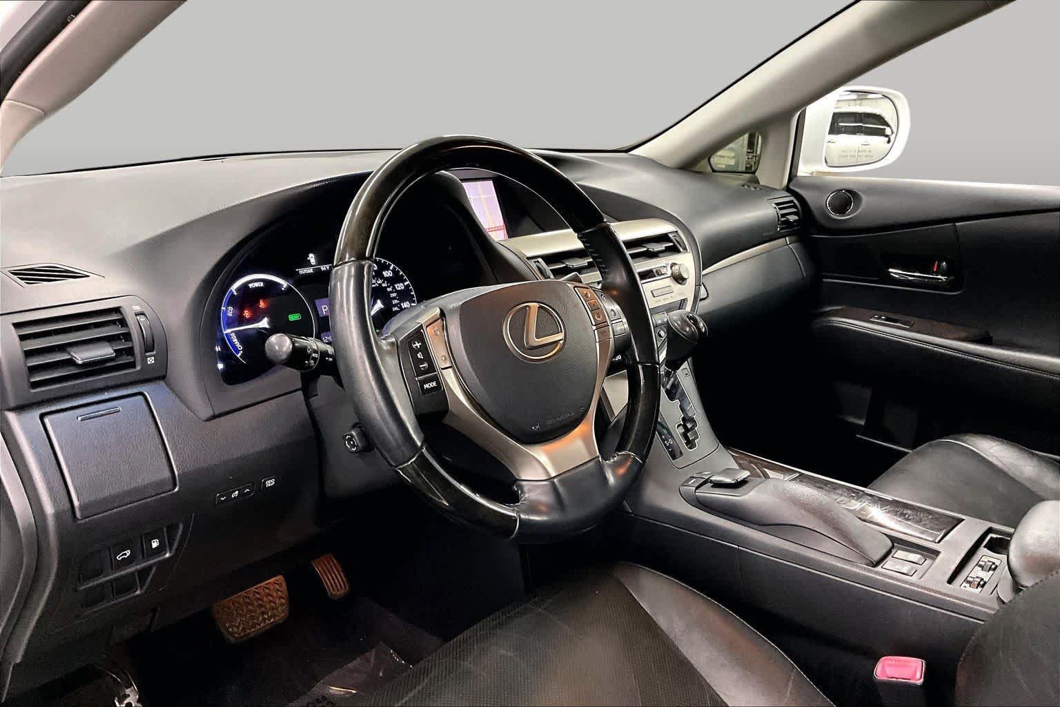 Used 2013 Lexus RX 450h FWD w/ Navigation Pkg image 17