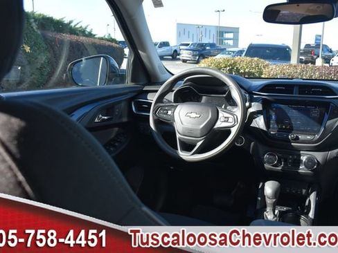 Used 2023 Chevrolet TrailBlazer LT w/ Convenience Package image 24