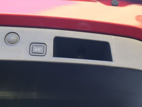 New 2026 Chevrolet Equinox ACTIV w/ Convenience Package III FWD image 48