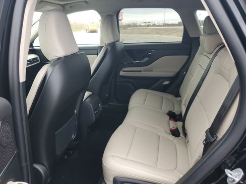 New 2026 Lincoln Corsair Reserve w/ Jet Appearance Package image 25