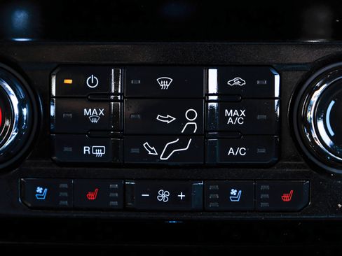 Used 2020 Ford F350 Lariat w/ Lariat Value Package image 22