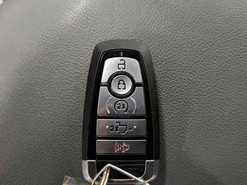 Used 2023 Ford F150 Lariat AWD/4WD image 32