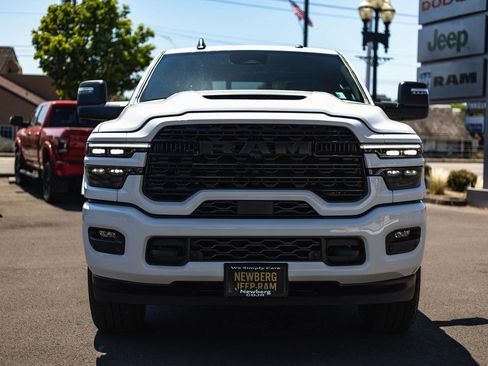 New 2025 RAM 2500 Limited image 5