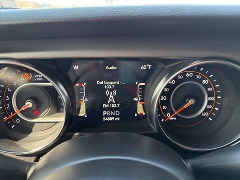 Used 2021 Jeep Wrangler Sport AWD/4WD image 12