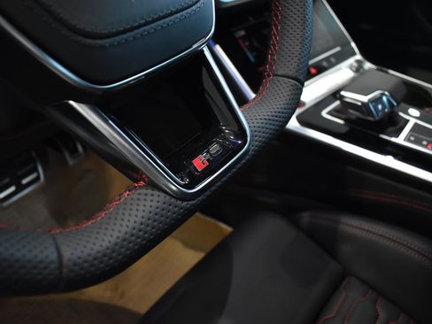 New 2026 Audi RS 6 performance image 18