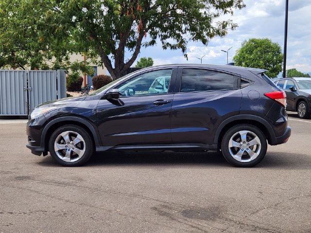 Used 2017 Honda HR-V EX image 2