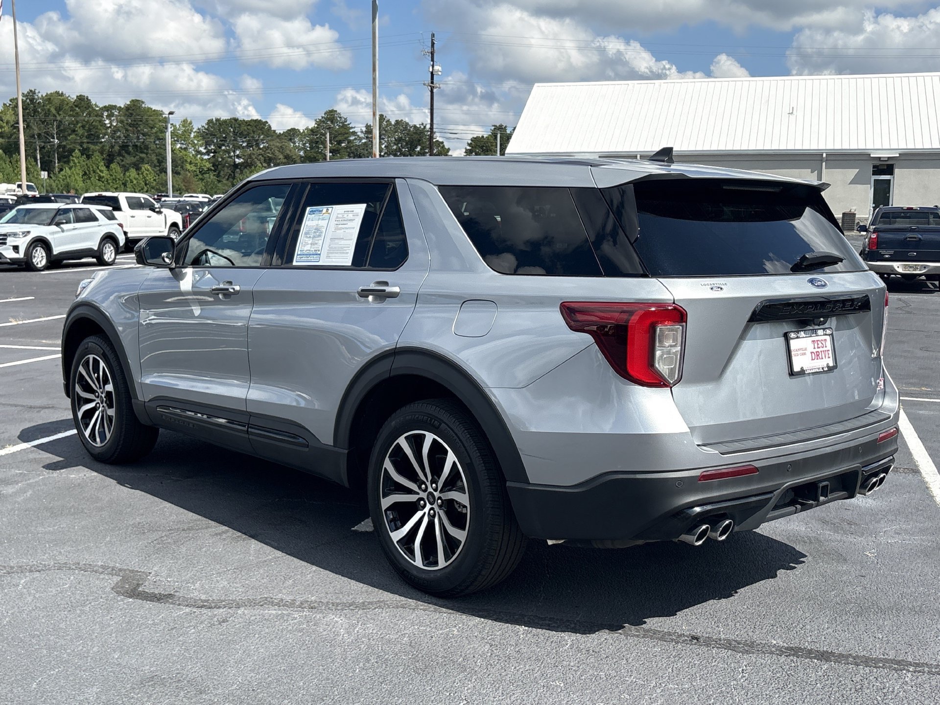 Certified 2022 Ford Explorer ST AWD/4WD image 21