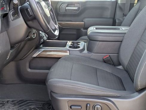 Used 2021 Chevrolet Silverado 1500 RST image 11