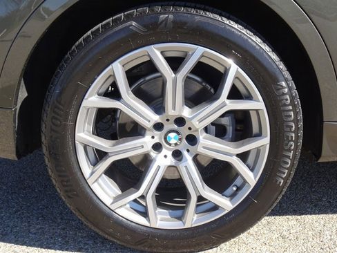 Used 2020 BMW X7 xDrive40i w/ Parking Assistance Package image 24