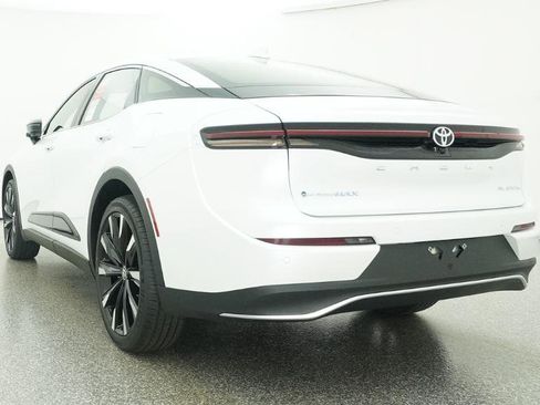 New 2026 Toyota Crown Platinum AWD/4WD image 22
