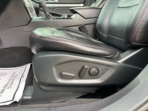 Used 2019 Ford Explorer Sport w/ Equipment Group 401A image 10