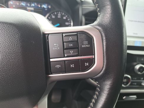 Used 2024 Ford Expedition XLT AWD/4WD image 19