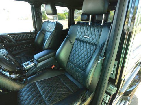 Used 2015 Mercedes-Benz G 63 AMG 4MATIC image 23