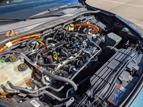 Certified 2022 Ford Escape SEL w/ Technology Package image 40