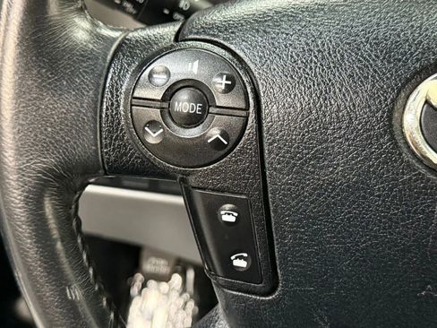 Used 2013 Toyota Sequoia SR5 image 28