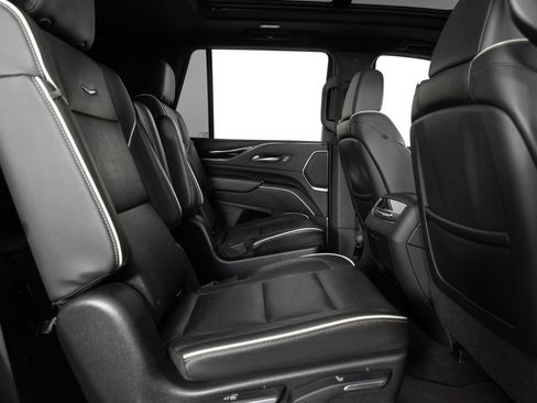 Used 2021 Cadillac Escalade Sport image 25