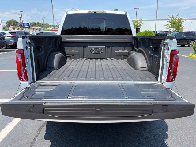 Used 2025 Ford F150 Raptor AWD/4WD image 14