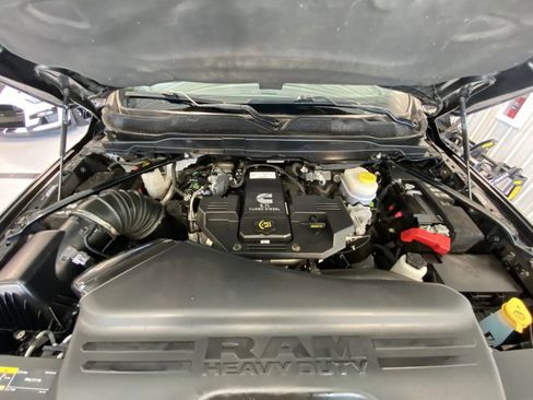 Used 2023 RAM 3500 Laramie AWD/4WD image 44