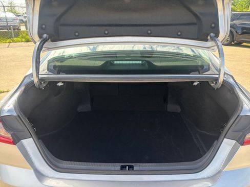 Used 2025 Toyota Camry LE image 30