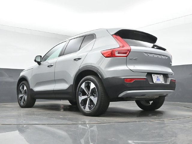 Used 2024 Volvo XC40 B5 Plus w/ Protection Package Premier AWD/4WD image 38