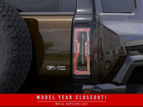 New 2025 GMC Hummer EV 3X AWD/4WD image 11