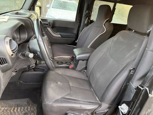 Used 2016 Jeep Wrangler Sport w/ Quick Order Package 24S image 24