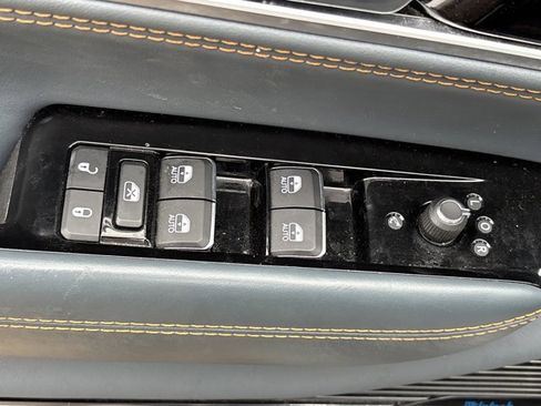 Used 2023 Jeep Grand Wagoneer Series II w/ Premium Group II image 27