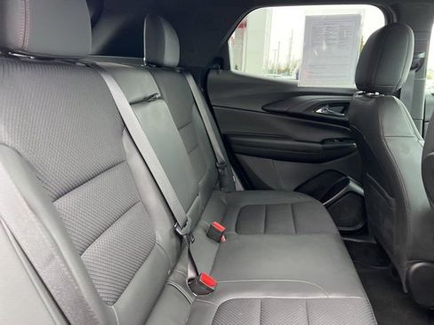 Used 2021 Chevrolet TrailBlazer RS w/ Convenience Package image 30