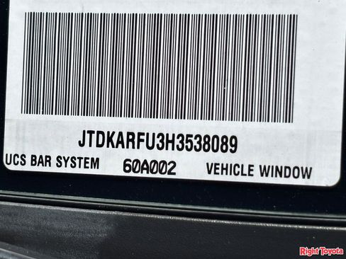 Certified 2017 Toyota Prius Three Touring FWD image 31