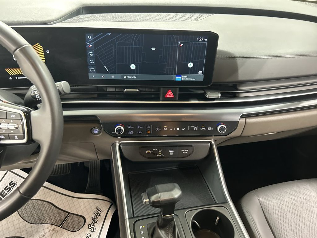 Certified 2026 Kia Carnival FWD image 19