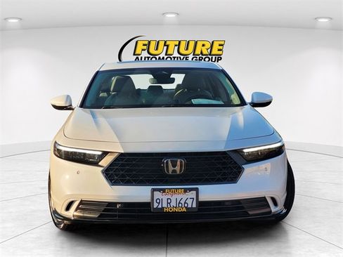 Used 2024 Honda Accord EX-L image 2