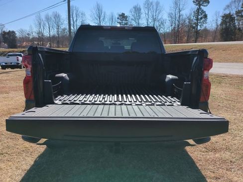 Used 2024 Chevrolet Silverado 1500 LT image 23