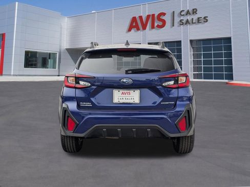 Used 2025 Subaru Crosstrek 2.0i Premium AWD/4WD image 5