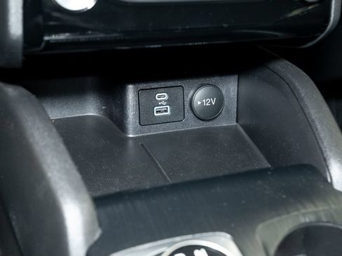 Used 2023 Ford Escape Active w/ Tech Pack #1 AWD/4WD image 18