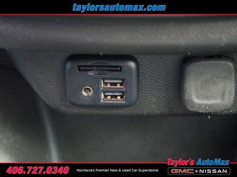 Used 2020 Chevrolet Traverse RS AWD/4WD image 28
